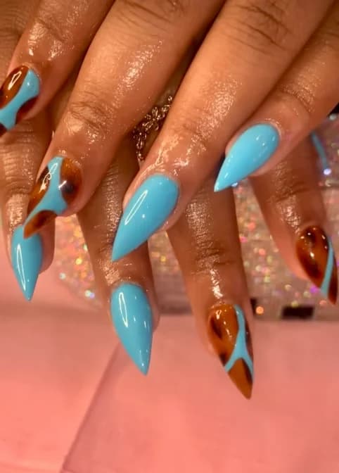 Blue stiletto set with tortoiseshell accents